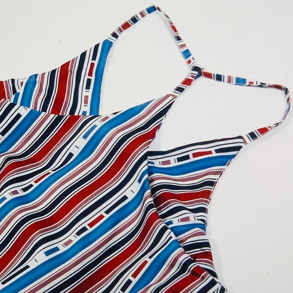 Brand New Sleeveless Blouse 👚 - Picture 4 of 6